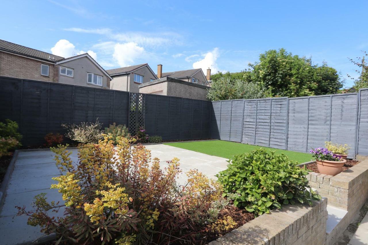 Dunfermline - Luxury 3 Bedroom 2 Bathroom Detached House With Garden Eksteriør bilde