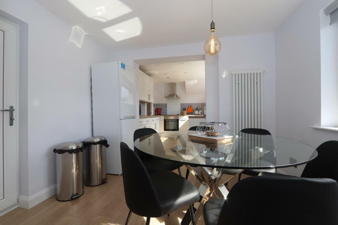 Dunfermline - Luxury 3 Bedroom 2 Bathroom Detached House With Garden Eksteriør bilde
