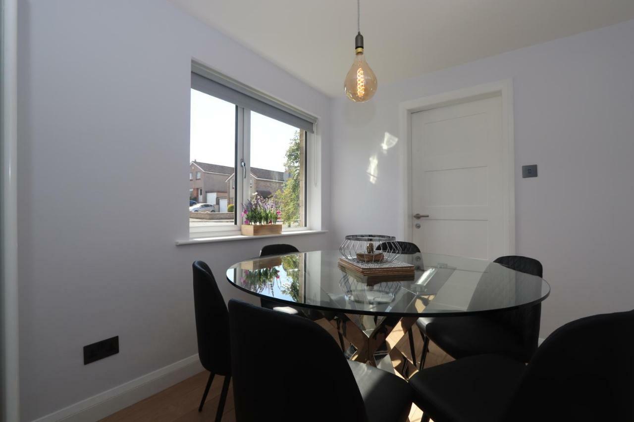 Dunfermline - Luxury 3 Bedroom 2 Bathroom Detached House With Garden Eksteriør bilde