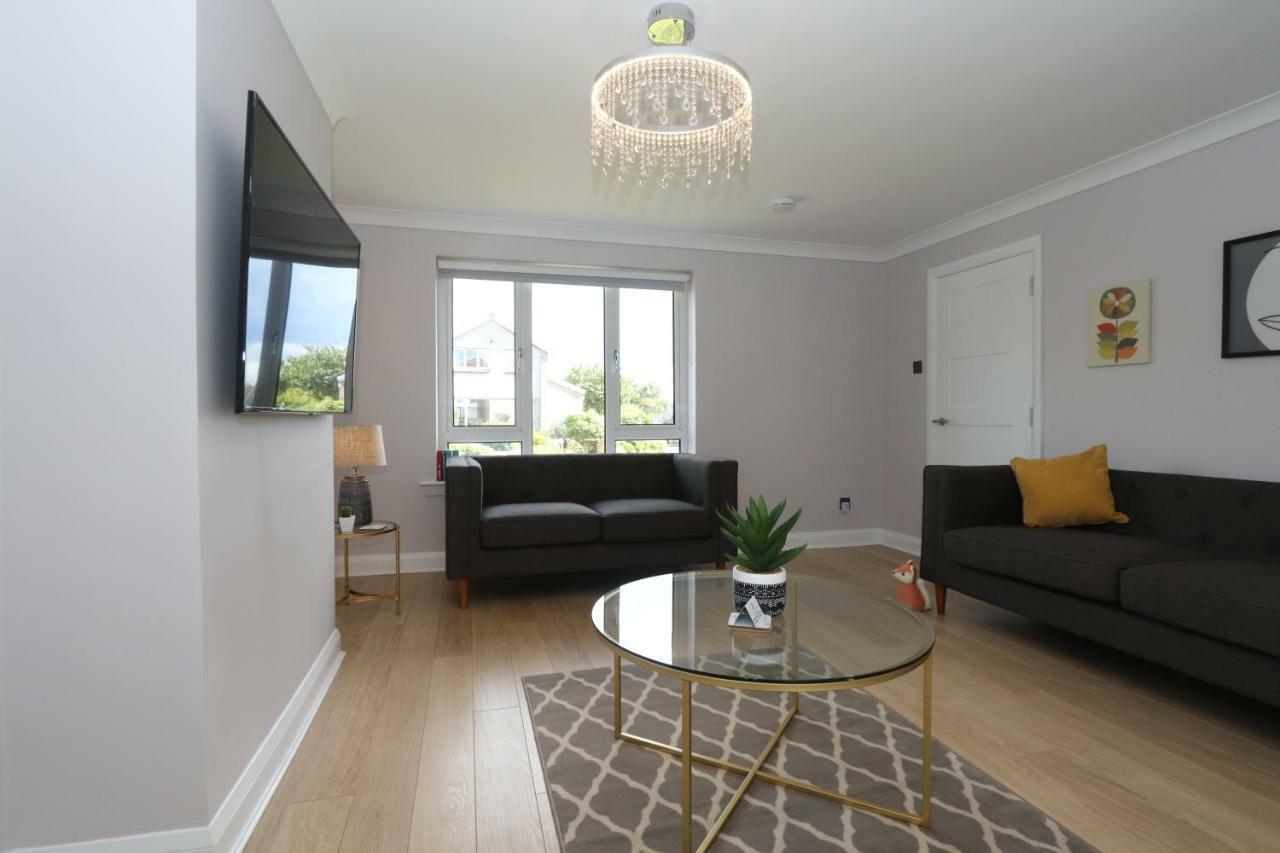 Dunfermline - Luxury 3 Bedroom 2 Bathroom Detached House With Garden Eksteriør bilde